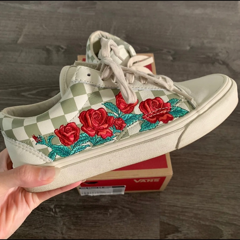 Vans old skool size 6.5 women’s limited edition